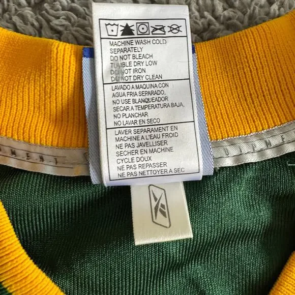 100% Authentic Reebok 2005 AJ Hawk NFL Green Bay Packers Mens 46 M Green Jersey